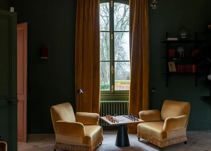 Chateau La Monge - Perche * 拉弗特伯纳德