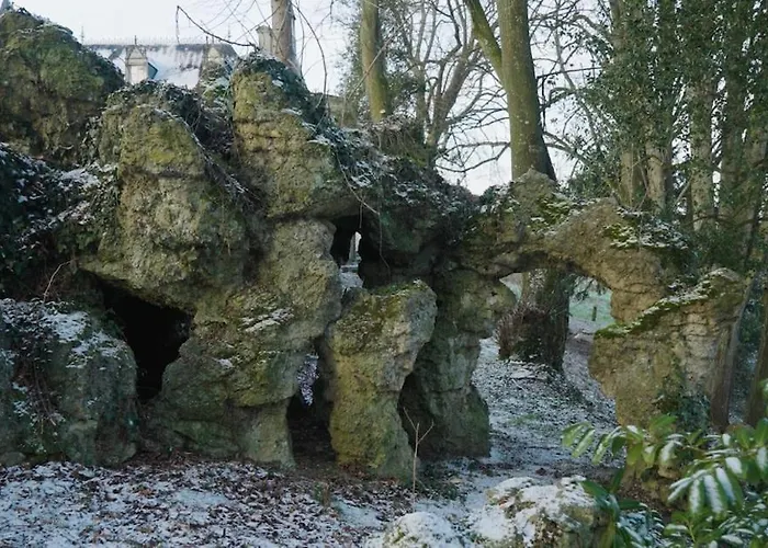 Chateau La Monge - Perche * 拉弗特伯纳德