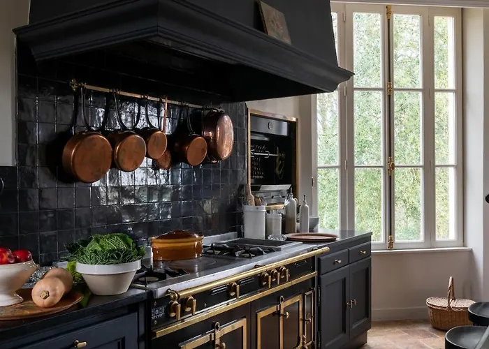 Chateau La Monge - Perche * 拉弗特伯纳德