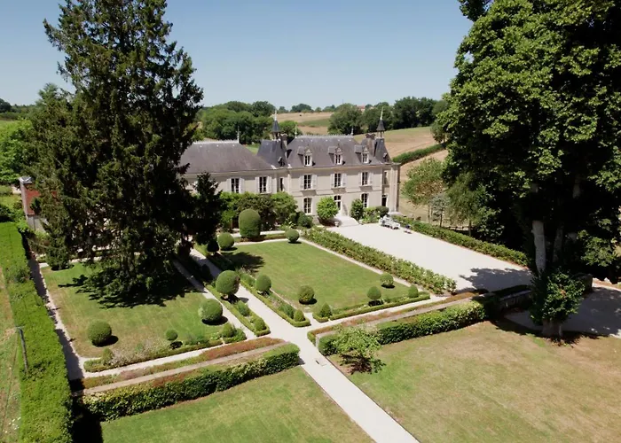 Chateau La Monge - Perche * 拉弗特伯纳德